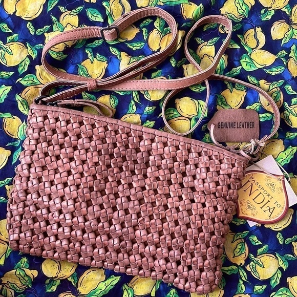 Brand New Passport to India Genuine Leather Woven Zipper Vintage Crossbody Purse - Picture 15 of 15